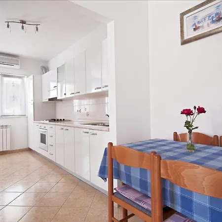 Apartment Rajic *